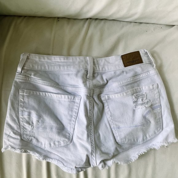 American Eagle White Jean Shorts - Picture 3 of 5